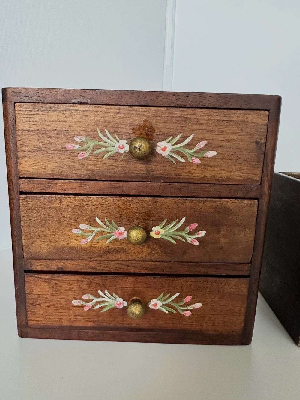 Wooden Hand Painted Flower Storage 3-Drawer and Pen/Pencil Hand Painted Cup - Picture 7 of 11